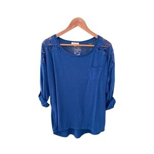 Paper + Tee Pocket Blue Lace Shoulder Top Blouse NWT Size 1X